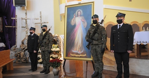 Obraz Jezusa Miłosiernego w Czarnem