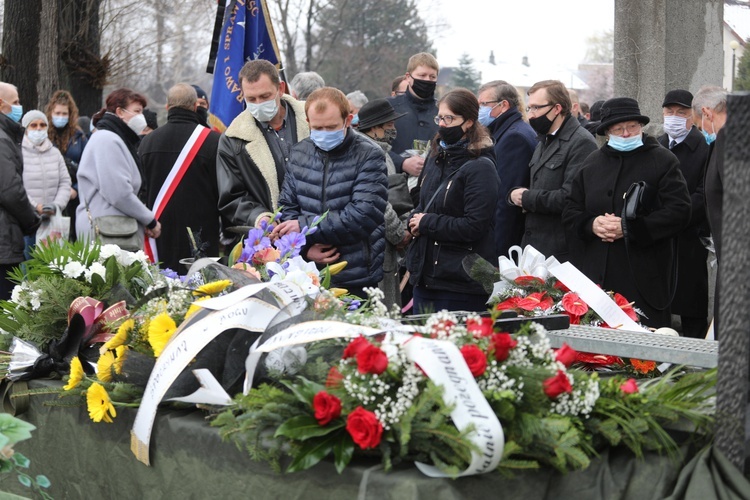 Pogrzeb śp. ks. prał. Krzysztofa Ryszki w Bielsku-Białej Wapienicy