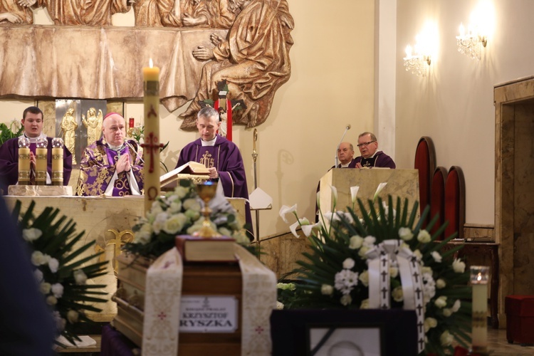 Pogrzeb śp. ks. prał. Krzysztofa Ryszki w Bielsku-Białej Wapienicy