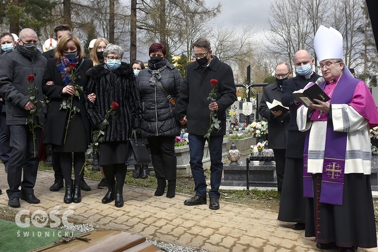 Pogrzeb Kazimierza Regmunta, brata bp. Stefana z diecezji zielonogórsko-gorzowskiej