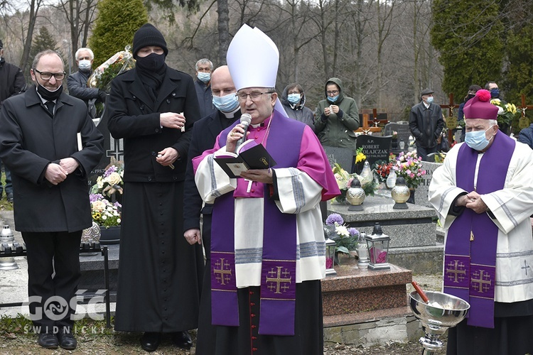 Pogrzeb Kazimierza Regmunta, brata bp. Stefana z diecezji zielonogórsko-gorzowskiej