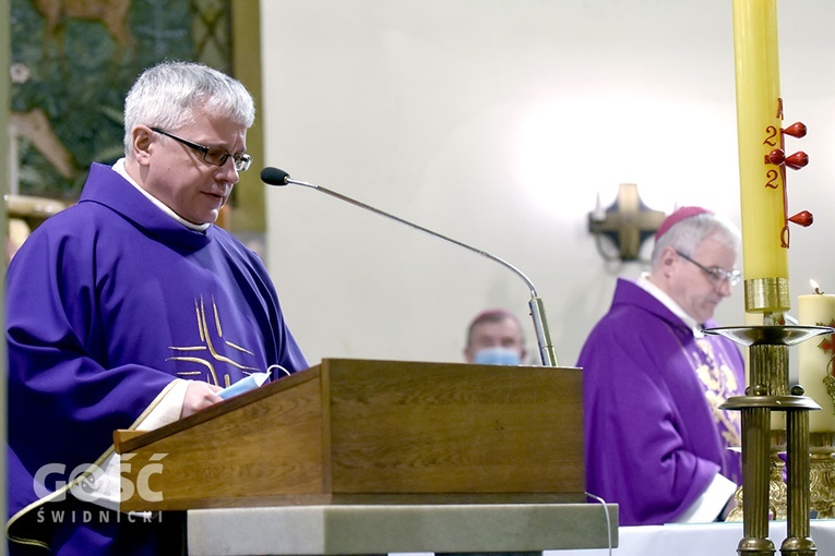 Pogrzeb Kazimierza Regmunta, brata bp. Stefana z diecezji zielonogórsko-gorzowskiej