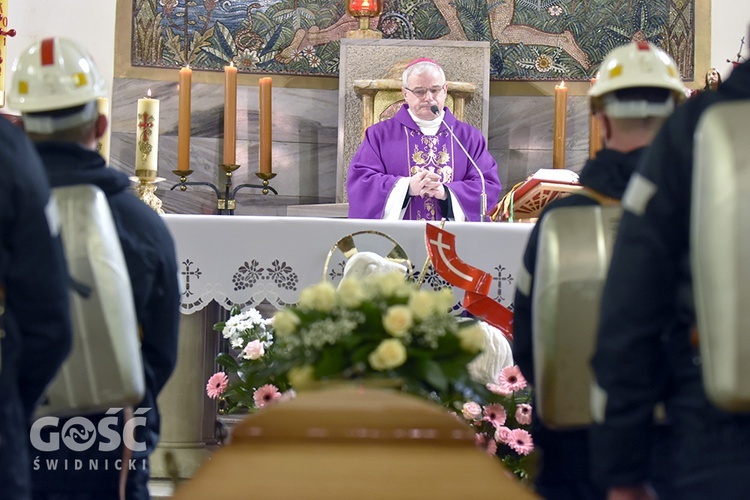 Pogrzeb Kazimierza Regmunta, brata bp. Stefana z diecezji zielonogórsko-gorzowskiej