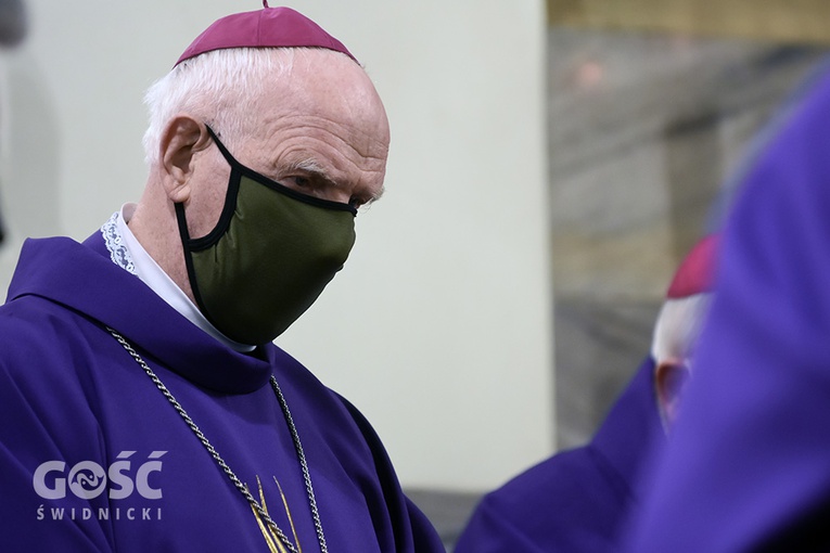 Pogrzeb Kazimierza Regmunta, brata bp. Stefana z diecezji zielonogórsko-gorzowskiej