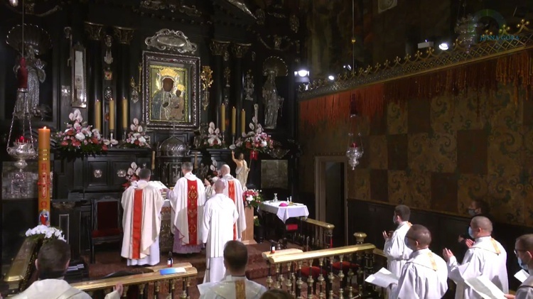 Biskup Salaterski zawierzył Matce Bożej na Jasnej Górze maturzystów diecezji tarnowskiej