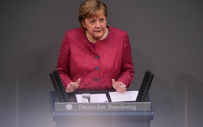 Kanclerz Merkel zaszczepiona preparatem AstraZeneca