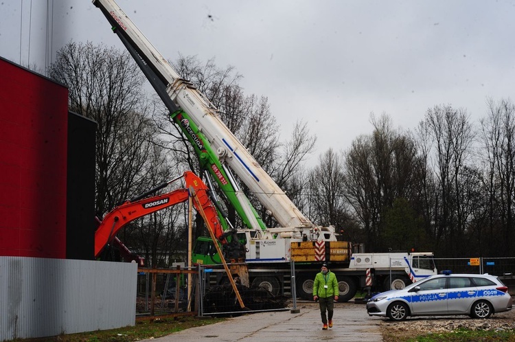 Rozbiórka murów hali spalonego Archiwum Urzędu Miasta Krakowa