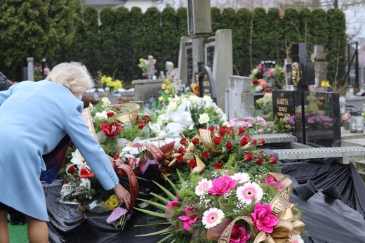 Ostatnie pożegnanie organisty śp. Rudolfa Karety w Jasienicy