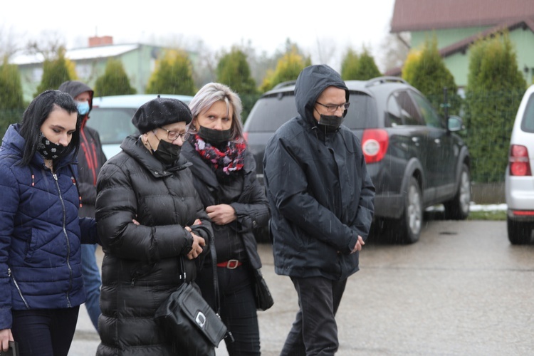 Ostatnie pożegnanie organisty śp. Rudolfa Karety w Jasienicy