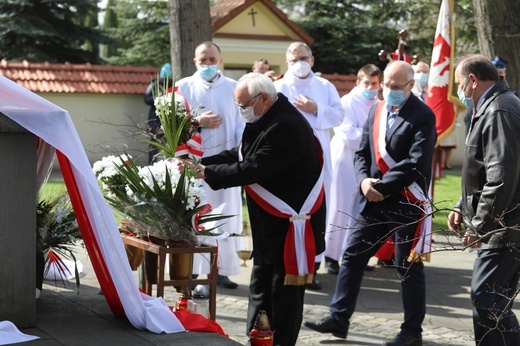 Msza św. za ofiary zbrodni katyńskiej i katastrofy smoleńskiej