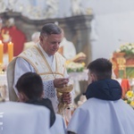 Lutomia Dolna. Intronizacja relikwii św. Jana Pawła II