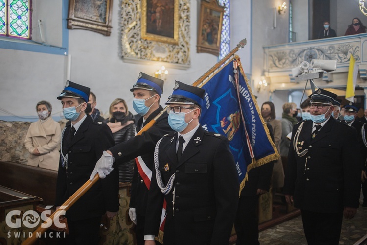 Lutomia Dolna. Intronizacja relikwii św. Jana Pawła II