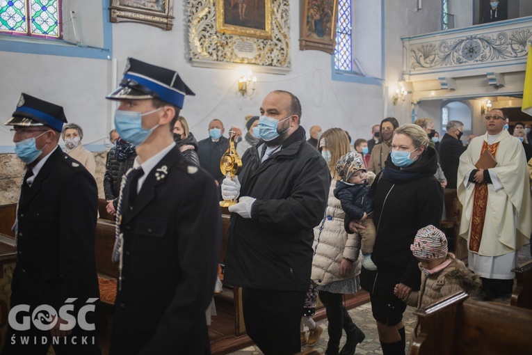 Lutomia Dolna. Intronizacja relikwii św. Jana Pawła II