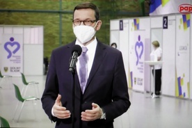 Morawiecki: Chcemy, aby od 10 maja każdy dorosły obywatel mógł zapisać się na szczepienie