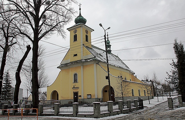 	Rozbudowany w 2008 r. kościół bulowicki.
