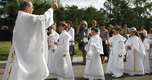 Pierwsze Komunie św. w czasie pandemii 