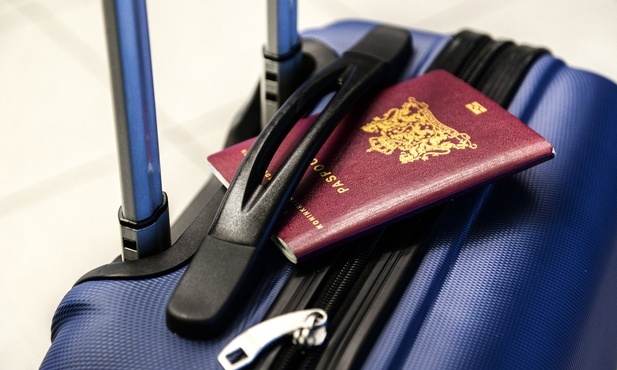 Paszport covidowy budzi kontrowersje
