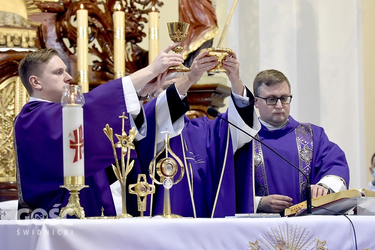 Pogrzeb ks. Stanisława Pluty, wieloletniego proboszcza parafii w Wirach