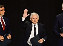 W kryzysie Zjednoczonej Prawicy mieszają się elementy programowe i walka o władzę.