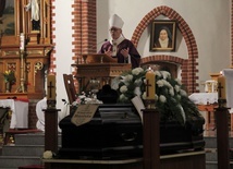 Ks. Władysław Basista pożegnany. Arcybiskup dziękował mu za kształtowanie pokoleń kapłanów