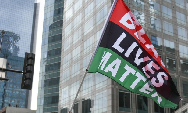 Były policjant uznany za winnego zabicia George'a Floyda