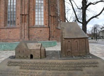 Kościół Najświętszej Maryi Panny in Summo na Ostrowie Tumskim w Poznaniu.