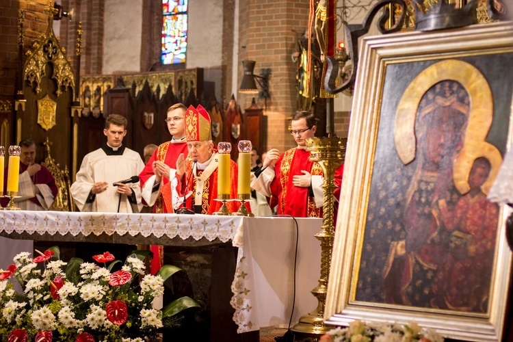 Abp Wojciech Ziemba w obiektywie GN