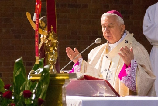 Abp Wojciech Ziemba w obiektywie GN