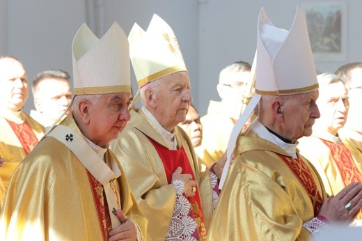 Abp Wojciech Ziemba w obiektywie GN