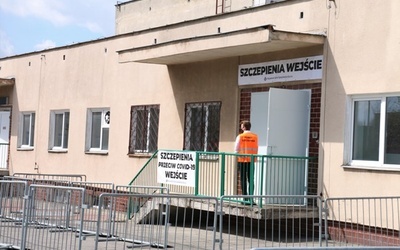 Nowy punkt szczepień w szpitalu na Józefowie