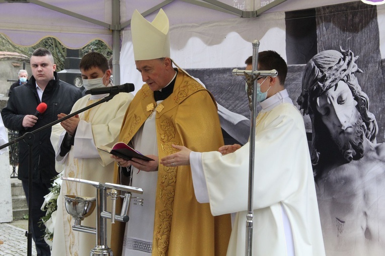 Tarnów pożegnał śp. ks. prał. Stanisława Gurgula