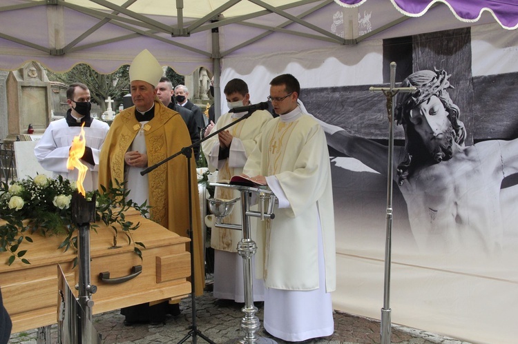 Tarnów pożegnał śp. ks. prał. Stanisława Gurgula