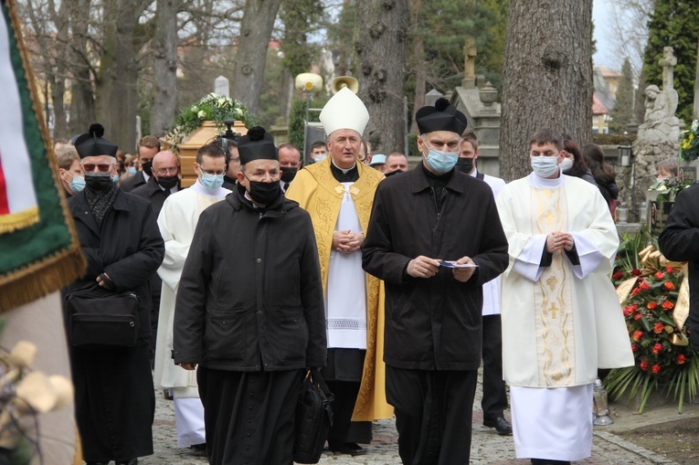 Tarnów pożegnał śp. ks. prał. Stanisława Gurgula