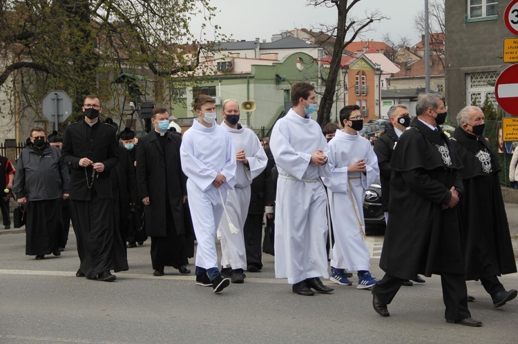 Tarnów pożegnał śp. ks. prał. Stanisława Gurgula