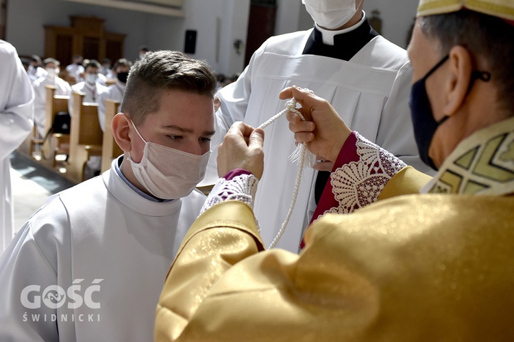 Błogosławieństwo ceremoniarzy i lektorów w diecezji świdnickiej 2021