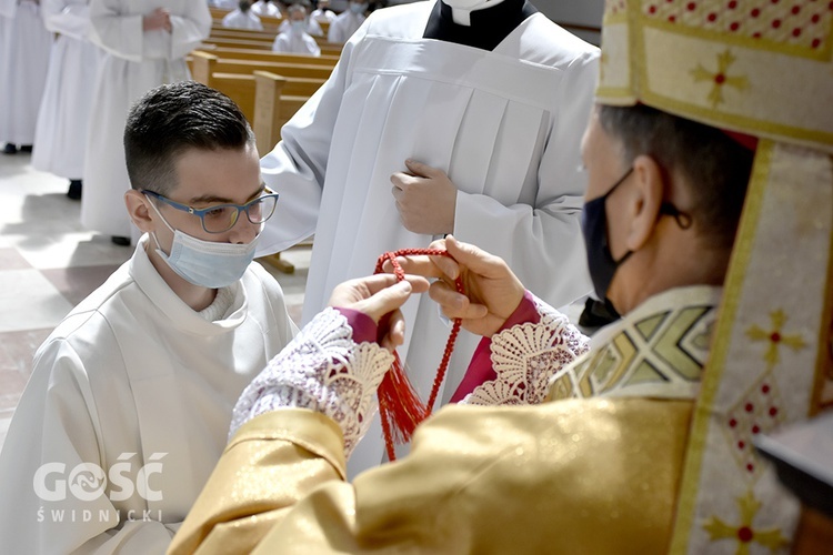 Błogosławieństwo ceremoniarzy i lektorów w diecezji świdnickiej 2021