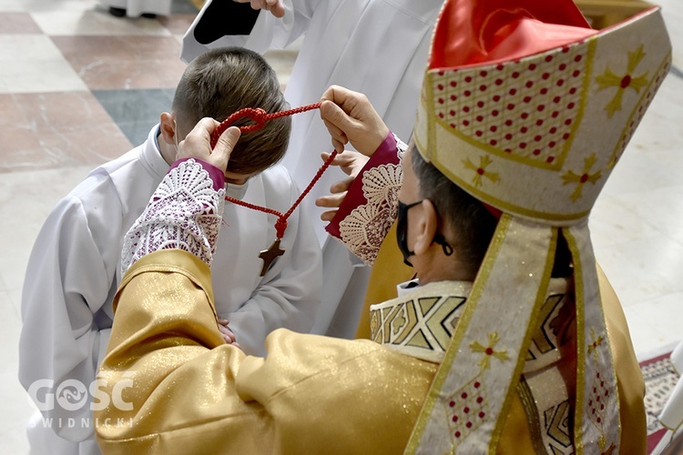 Błogosławieństwo ceremoniarzy i lektorów w diecezji świdnickiej 2021