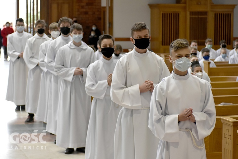 Błogosławieństwo ceremoniarzy i lektorów w diecezji świdnickiej 2021