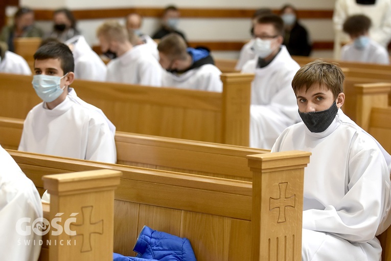 Błogosławieństwo ceremoniarzy i lektorów w diecezji świdnickiej 2021