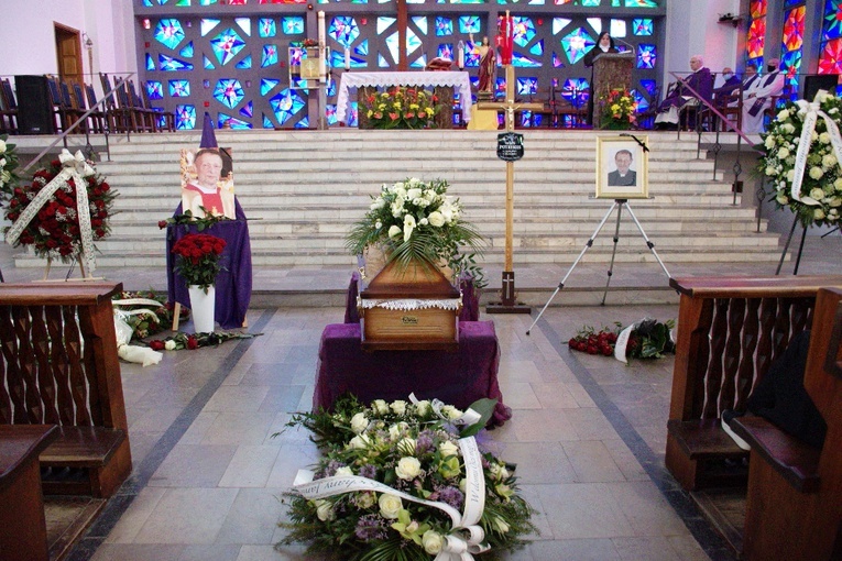 Pogrzeb śp. ks. Jana Portykusa