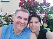 Tomasz z Beatą pracują w poradni rodzinnej w Kutnie. Wiedzą, że po epidemii pomoc rodzinom będzie niezwykle ważna.
