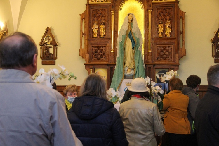 Lipiny. Peregrynacja szaty Matki Bożej Pomyślności z Quito