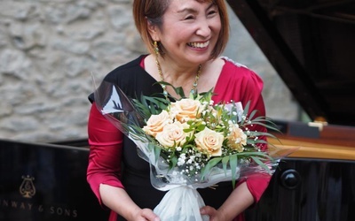 Atsuko Seta, światowej sławy pianistka.