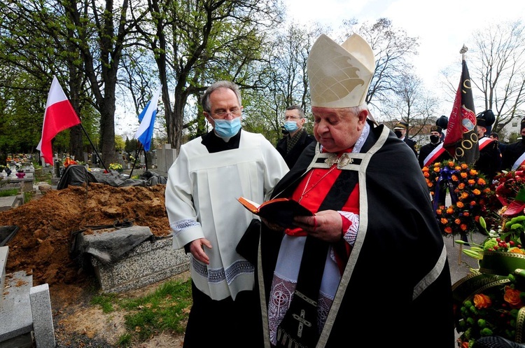 Uroczystości pogrzebowe prof. Mirosława Handkego (1946-2021)