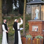 Łękawka. Poświęcenie kapliczki Matki Bożej Królowej Pokoju