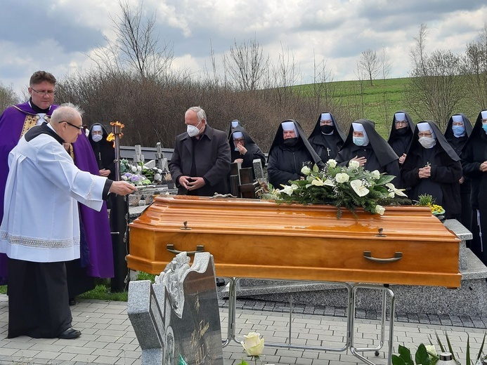 Grywałd. Pogrzeb śp. s. Damazji - dobrej jak chleb