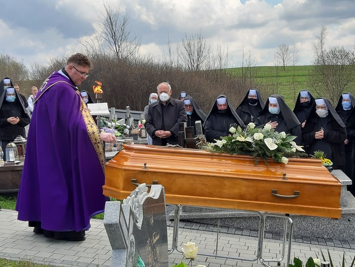 Grywałd. Pogrzeb śp. s. Damazji - dobrej jak chleb