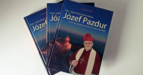 Wygraj książkę o śp. bp. Józefie Pazdurze