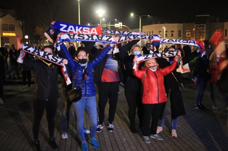 ZAKSA Kędzierzyn-Koźle wygrywa Ligę Mistrzów. Radość kibiców