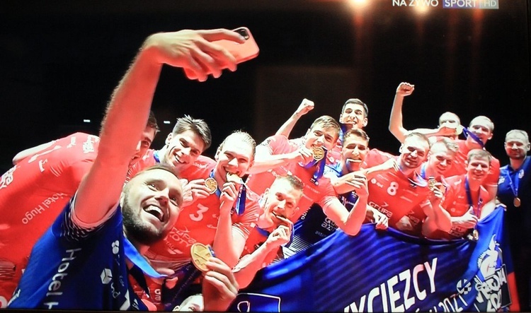 ZAKSA Kędzierzyn-Koźle wygrywa Ligę Mistrzów. Radość kibiców